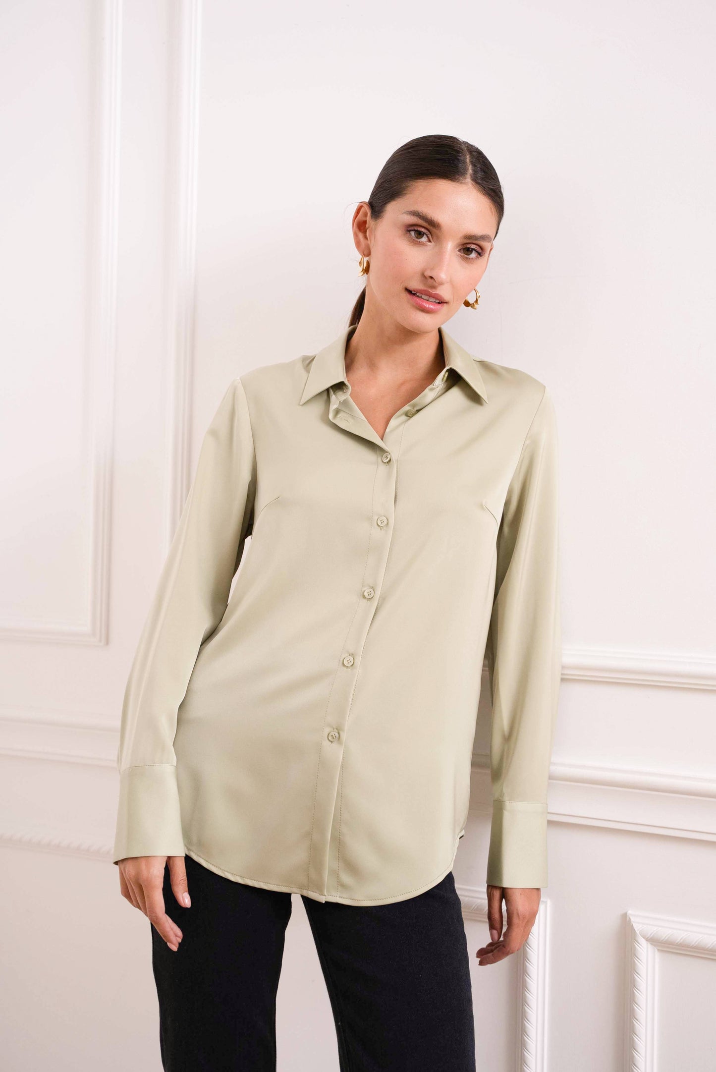 Plain satin shirt with lapel collar: Beige