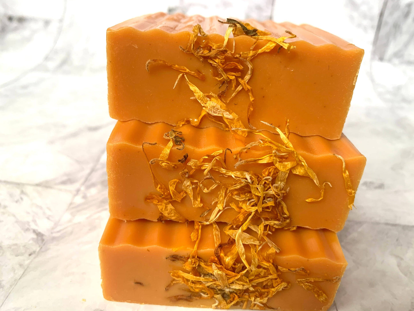 Turmeric Manuka Honey Brightening Soap Bars: Yes Label - IADORNME