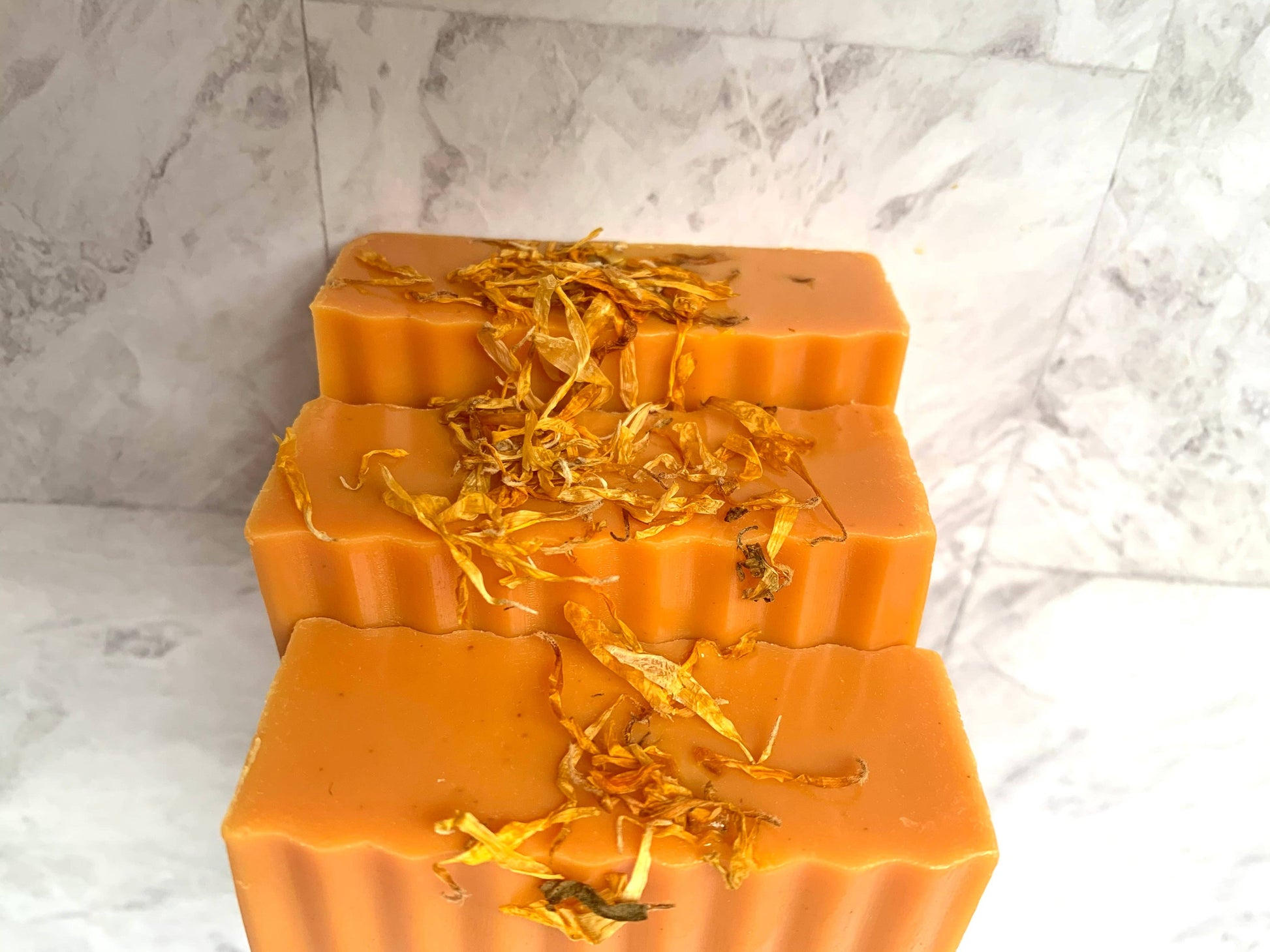 Turmeric Manuka Honey Brightening Soap Bars: Yes Label - IADORNME