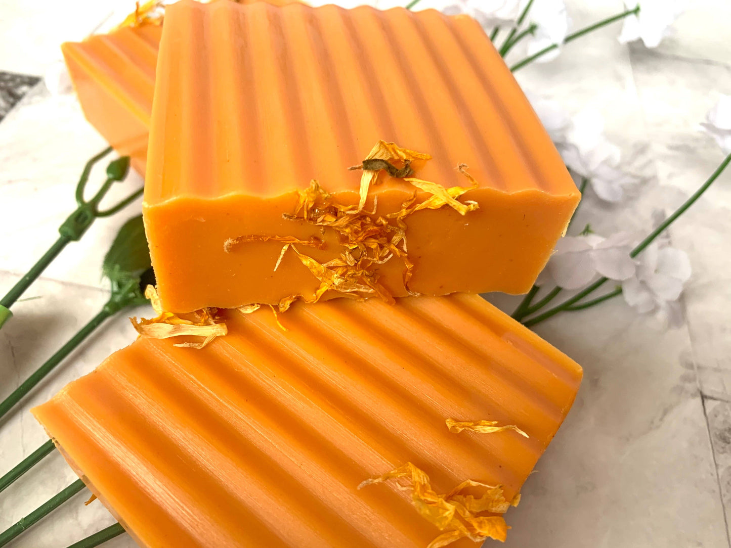 Turmeric Manuka Honey Brightening Soap Bars: Yes Label - IADORNME